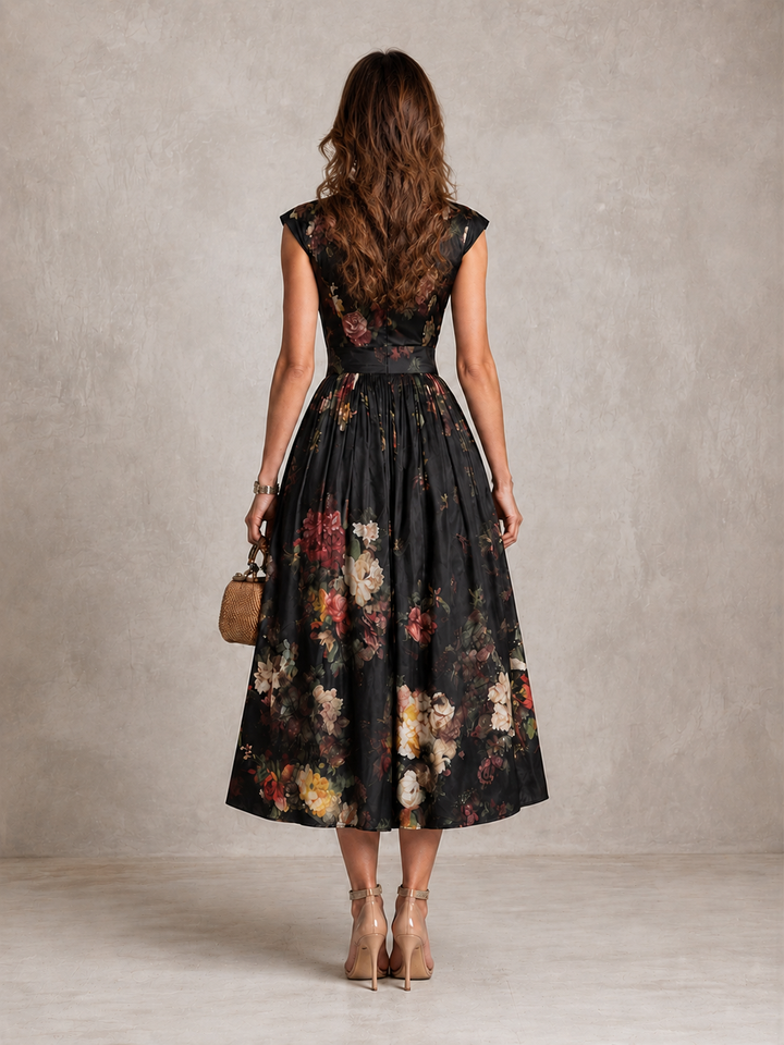 Mia | Keyhole Pleated Midi Dress