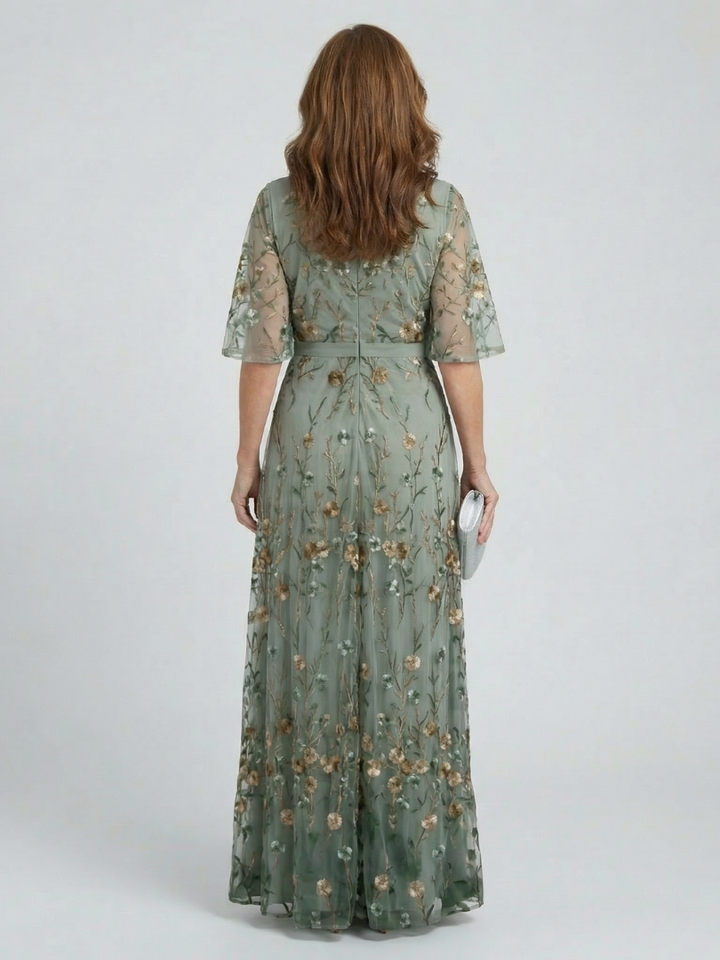 Selora | Halter Floral Maxi Dress