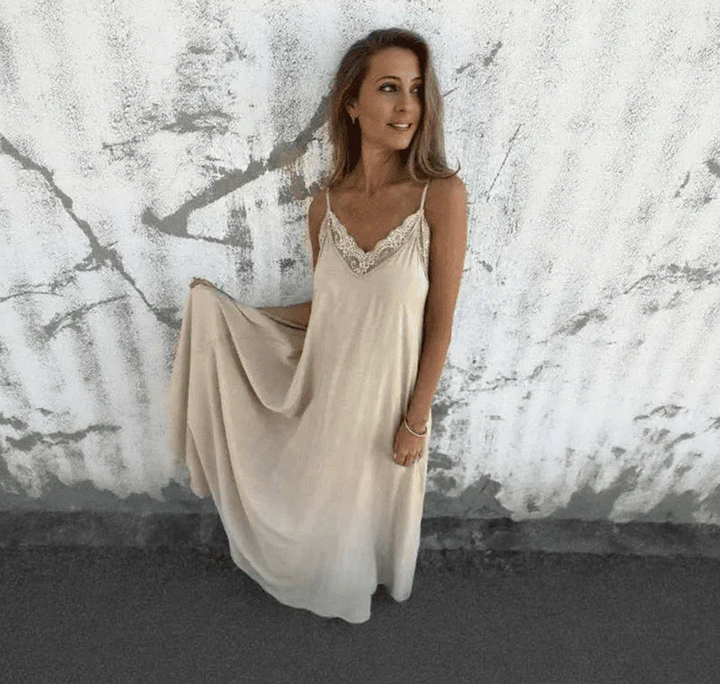 Caroline | Elegant Sleeveless Dress