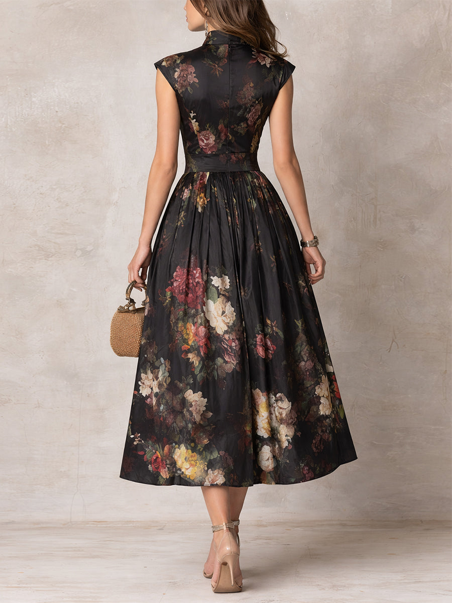 Black Keyhole Pleated Midi Dress