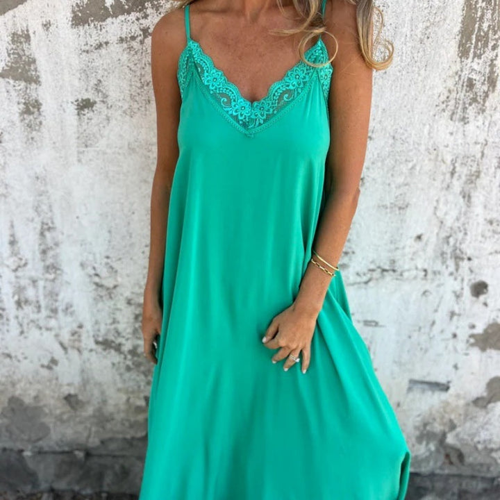 Caroline | Elegant Sleeveless Dress